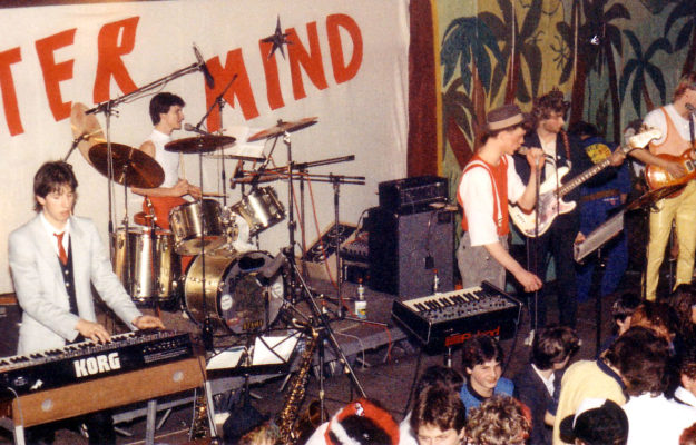 Die Rockband Master Mind im Friedrich-List-Gymnasium in Gemünden